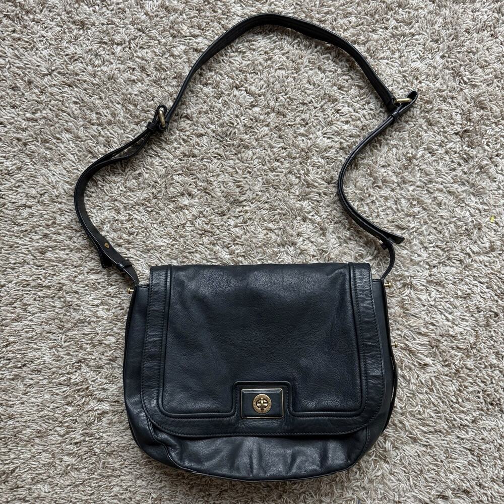 Marc By Marc Jacobs Messenger Bag Black Leather Shoulder Hobo Purse Toggle Clasp